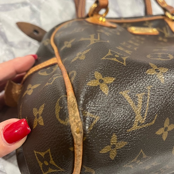 ***Authentic Louis Vuitton purse***good condition - Picture 6 of 15